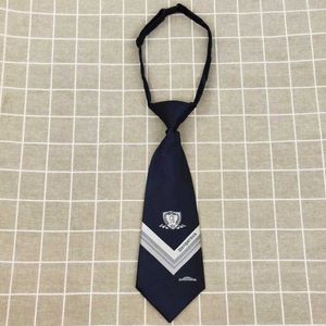 Posicionamento de posicionamento curto estilo jk estilo jk pequena gravata meninas combinando camisa uniforme