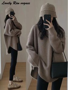 Kvinnors tröjor Lossa fluffiga tröja kvinnor 2023 Autumn Oneck Långärmning Soild Female Knit Pullover Fashion Curved Hem Lady Knitwear 231116