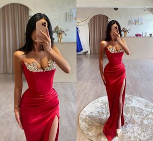 Sexy Red Plus Size Sheath Prom Dresses for Women Sweetheart Crystals Draped High Side Split Special Occasion Dress Formal Wear Birthday Celebrity Evening Gowns