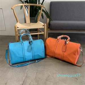 Designers Handbags Large Capacity Totes Shoulder Bags Letter Flower Bags Fashion Unisex Travel Bag Zipper Genuine Leather Men