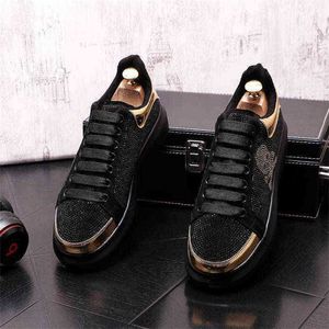 Sapatos de vestido chique homens designer de luxo sapatos casuais preto sapatos de rua causal apartamentos mocassins masculino gordura bodem rock hip hop cristal tênis