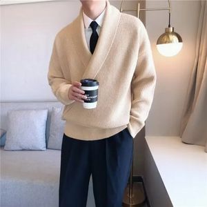 Mens Sweaters Vintage Wrap V Neck Sweater Men Autumn Winter Warm Knitted Pullovers for Casual Loose Solid Long Sleeve Streetwear 231116