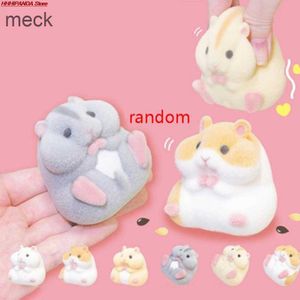 Fyllda plyschdjur 1 st kapselleksaker Kawaii Fetty Milky Hamster Flocking Plush Dolls Gashapon Toys for Kids Gift