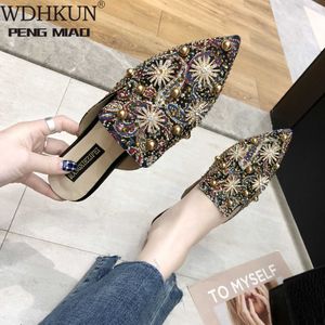 Slippers 2022Luxury Mulheres MULES Ladies Verão chineses Sapatos femininos 2019 Novos sapatos de salto baixo Sapatos casuais chinelos de mulher j230417