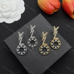 Tasarımcı Stud Küpe Kadınlar İçin Erkek Lüks Takı Crystal Y Küpeler 925 Gümüş Moda Mektupları Dangle Gold 925 Şerit Erkekler Kadın Hoops Bilezik Kutu