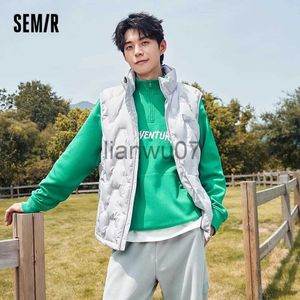 Men's Down Parkas Semir Vest Men 2023 Loose Thin Sleeveless Light Fashion Simple Casual Style Down Waistcoat Winter New Style J231117