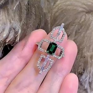 Кластерные кольца роскошные 925 серебряная свадьба для женщин 2CT Сквалени