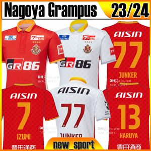 23 24 Nagoya Grampus IZUMI voetbalshirts J1 League M.CASTRO JUNKER INAGAKI HARUYA NAGAI Home Red Away White voetbalshirts korte mouw volwassen uniformen