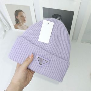 Designer Knit Woolen Cuffed Beanie Skull Caps and Hats For Mens Womens Unisex Fashion Luxury Winter Spring Höst Höst Bonnets Casual Solid Dome Beanies Light Purple Purple Purple