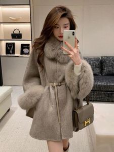 Women Fur Faux Przyjazdy Kobiety Winter Wool Cape Modna kaszmirowa poncho Lady Real Fox Cloak Mankiety Mankiety Streetwears 231116