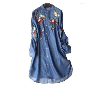 Casual Dresses European Style Vintage Flower Embroidery Denim Dress Spring Loose Long Sleeve Women Shirt