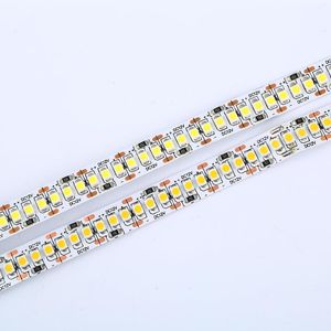 Strips LED 2835 3528 Strip Light Super Bright 240Led/m Single Row DC 12V Kaltweiß/Warmweiß Flexible Tape Diode TapeLED