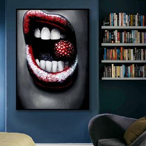 Lips de morango Lips Painting Poster Print Wall Art Picture for Living Room Nórdico Decoração de decoração de casa Decoração sem moldura