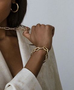 Hänghalsband med 18k guld chunky uttalande halsband kvinnor rostfritt stål smycken designer t visa runway klänning sällsynt ins 231117