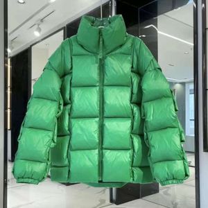 Jaqueta de Winter Puffer Men Women Down Jackets BV Designer Coat Classic Tecida Parka Coats Moda de Moda Menina Break Foll Logon Down Jacket