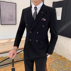 Męskie garnitury Blazers Mężczyźni dwukrotnie piersi dwuczęściowy zestaw garnituru Slim Fashion Business Casual Kurtka Brytyjska sukienka ślubna Blazers Pants 231117