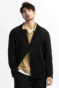 Męskie garnitury Blazery Miyake Blazer Men Pleted Black for Elastyt Fit Slim Fit Wysokiej jakości swobodny styl japoński 231117