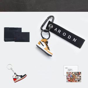 Multicolor Keychain Brand Designers Key Chain Womens Fashion Bee Buckle Keychains Men Luxury Car Keyring Handgjorda läder Män kvinnor Väskor Pendant Tillbehör X5S7