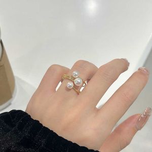 Band Rings French Simple Multilayer Imitation Pearl Metal Rings for Women Shiny Zircon Crystal Rings Party Wedding Jewelry Accessories Gift AA230417