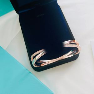 Goldarmband Designer Trendy Lock Armreif für Männer Frauen Edelstahl vergoldet Diamant Armbänder Gold Silber Rose Schmuck Hochzeit Party Geschenke