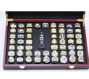 55 Stück 1966 bis 2020 American Football Team Champions Championship Ring-Set mit Holz-Display-Box, Trophäen-Souvenir, Herren-Fan-Souvenir, Geschenk, Großhandel 2023