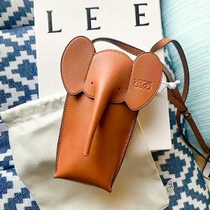 mode små plånböcker tjej designer elefant telefonpåsar äkta läder lyx med axelband koppling väskor kvinnor handväska mens totes mynt purses cross body väska