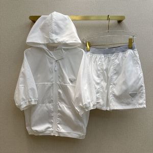 Agasalho de treino feminino moda verão conjunto de duas peças casual proteção solar agasalho feminino jaqueta clássica blusas de moletom