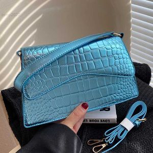 Omuz çantaları 2023 Yeni Tasarımcı Kadın Timsah Desen Omuz Çantaları Ofis Leydi Mavi Altın Gümüş Küçük Çantalar Messenger Çantası Akşam Debriyajı