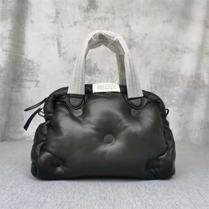 Margiela Style Magilla MM6 Women Tote Handbag Sheepskin One-Conder Messenger Bag Cloud Bag 231022