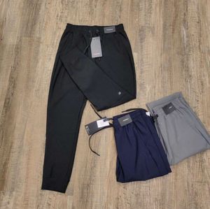 24 Yoga byxor Luluess enkel fast färg Autumn Men's Casual Sports Pants Elastic bekväm liten fot slät tröjor 3 färger nya