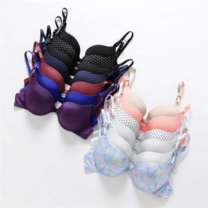 Bras Push Up Women's Underwear Front Button Bras för kvinnor Sexig sportbh Sömlös underkläder Ladies Top ABC Cup Size 70-85 P230417