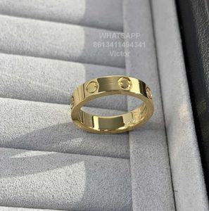 Designer-Ringe für Damen, Liebesring V, goldenes Material, verblasst nie. Schmaler Cortier-Ring ohne Diamanten, offizielle Reproduktionen der Luxusmarke, mit Gegenbox-Paar