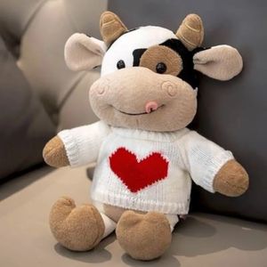 Bambole di peluche 30 cm cartone animato mucca da latte mungitura bambola carino simulazione animale giocattolo morbido maglione di pelliccia pilo regalo di compleanno per bambini 231117