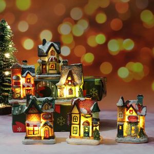 Decorações de Natal Brilho LED Light Up Pequena Aldeia Casa Cena Decoração Enfeites de Árvore Xmas Pendurados Pingentes 231117