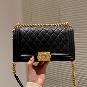 Moda kadın omuz çantası lüks yüksek kaliteli deri kadınlar metal zinciri messenger crossbody çanta kızlar havyar desen el çantası metal düğmesi