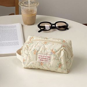 Косметические сумки корпуса корейская стеганая макияж организатор Floral Cosmetic Pouch Cotton Pomber Portable Sack Tuestorie