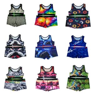 Bras och saker sätter kvinnor mode nya sömlösa spårdräkter Activewear Set Geometric Printed Clothing Sports Bh Fit Halter Vest High midjebälte Shorts 12 Styles