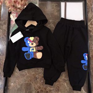 Completi di abbigliamento per bambini Felpe con cappuccio firmate Pantaloni Tute Cappotti per bambini Ragazzi Ragazze Pullover Marchio di lusso Felpe a maniche lunghe per bambini Pantalone Lettera Abbigliamento casual