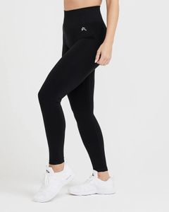 Completo da yoga Oneattivo Senza sforzo Pantaloni attillati senza cuciture Leggings da palestra Allenamento da donna Abiti morbidi a vita alta Abbigliamento sportivo fitness 231117