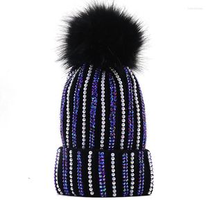 Beanies Women's Pom Pearl Beanie Hat Spring Castary Polyester Shine Linestones for女性の頭蓋骨帽子ボンネットキャップ