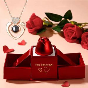 Scatole per gioielli da 10 pezzi Collana con proiezione d'amore e scatola regalo rosa squisita Lingue Ti amo Ciondolo Nuovi gioielli romantici Spedizione diretta 231118