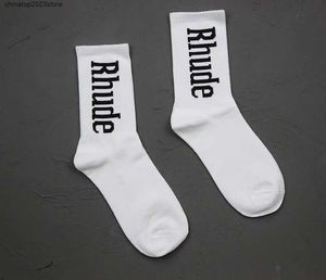 Men's Socks Rhude Simple Letter High Quality Cotton European American Street Trend Men and Women Couple In-tube 4inln