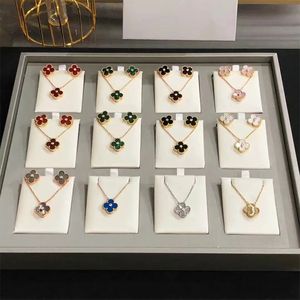 Clover Brand Charm Flower Single Diamond 15mm Pendant Cleef Fashion Gold Designer Necklace for Women