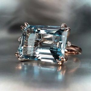 Bant Halkaları Vintage Moda 4 Pençe Doğal Taş Aquamarine Halkalar Kadınlar için Dikdörtgen Yüzük Düğün Partisi Yıldönümü Hediye Takı Anillos AA230417