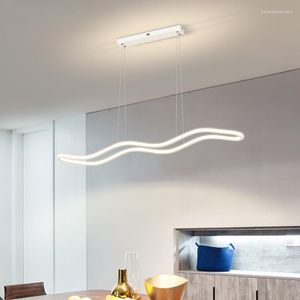 Lâmpadas pendentes Luzes LED para mesa de jantar Estudo Sala de estar Decoração em casa Iluminação interna Luxo de Base de teto preto branco