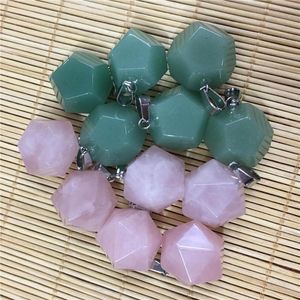 Collane con ciondolo 5 pezzi Rose naturali Quarzo Avventurina verde Gemme Pietra Poliedro Pendenti Reiki per gioielli Collana che fa all'ingrosso 20