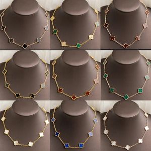 4/fyra Fashion Charm 10 Flower Collar Clover Necklace Luxury Agate Interdiamond Vanscleef Halsband Högkvalitativ 18K Gulddesigner Nalband för kvinnor