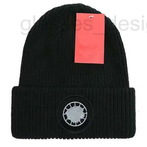 Beanie/Skull Capsデザイナーニット帽子Ins人気カナダ冬の帽子クラシックレターグースプリントニットtqpp