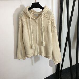 Moda jaquetas com capuz na moda borla outerwear clássico bordado zíper casaco bege meninas elegante charme jaqueta roupas