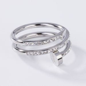 Marca de luxo Micro Pave Nail Ring Jewelry para presente feminino